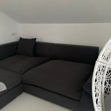 Lichtdurchflutetes Designer-loft