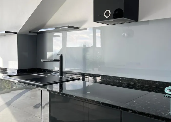 Lichtdurchflutetes Designer-loft