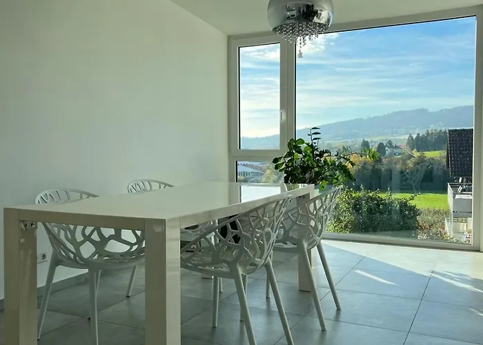 Lichtdurchflutetes Designer-loft * Oberteuringen